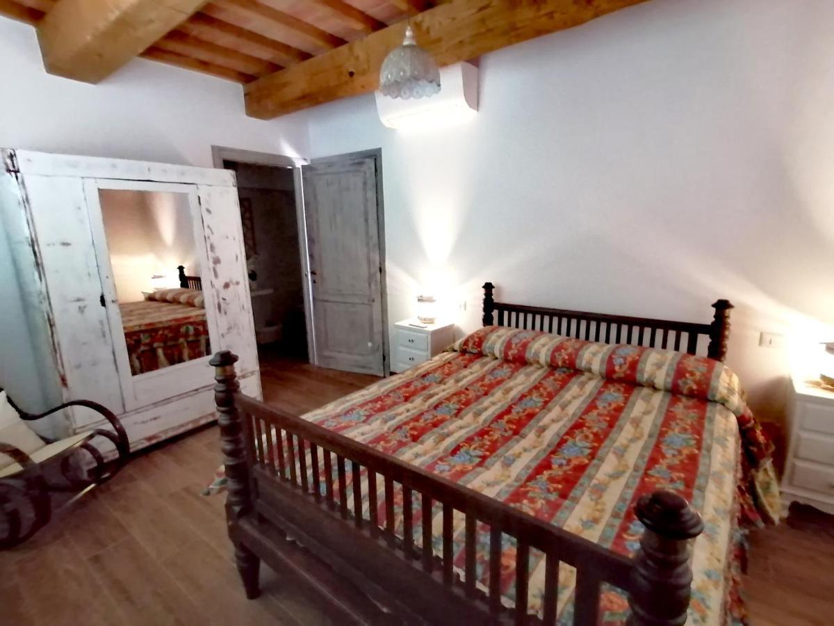 Agriturismo Montecrespini ซาตูร์เนีย ภายนอก รูปภาพ