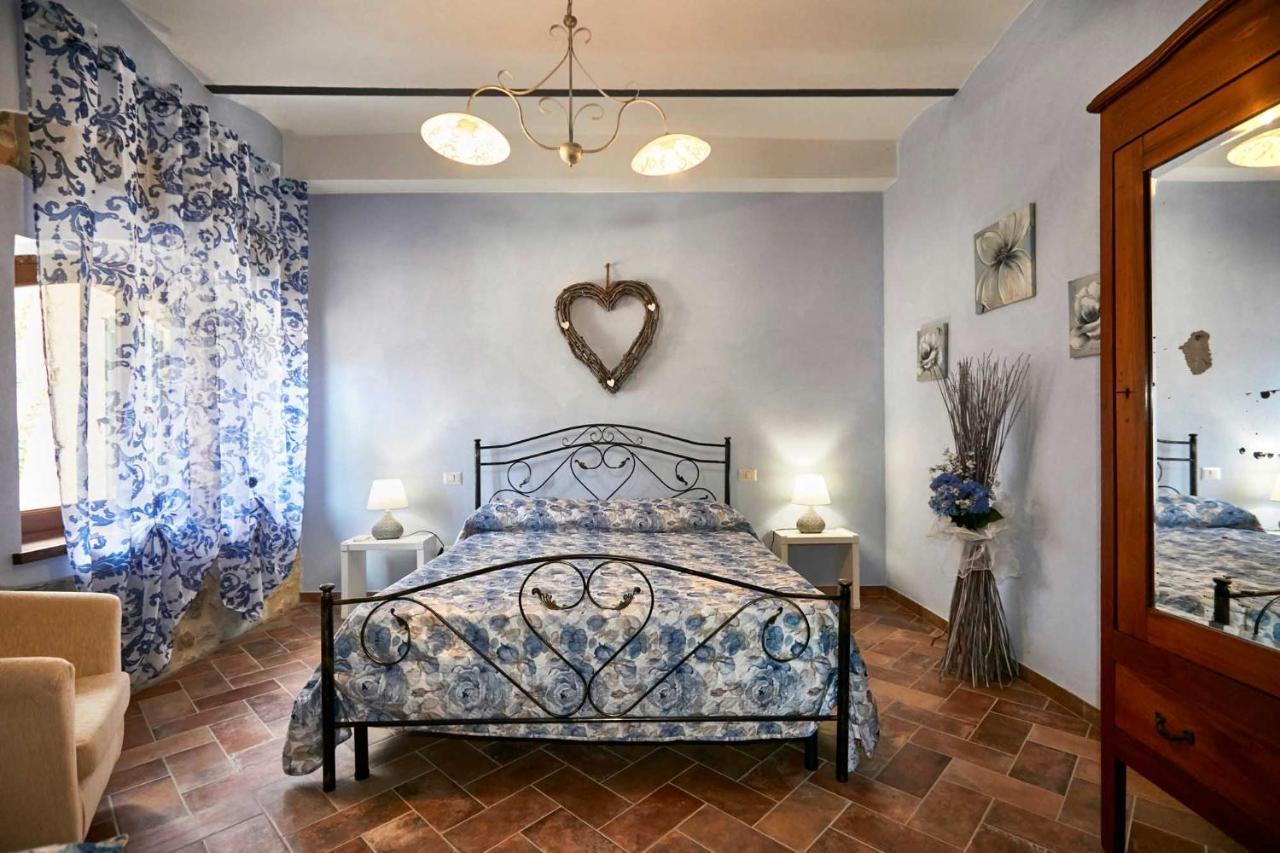 Agriturismo Montecrespini ซาตูร์เนีย ภายนอก รูปภาพ