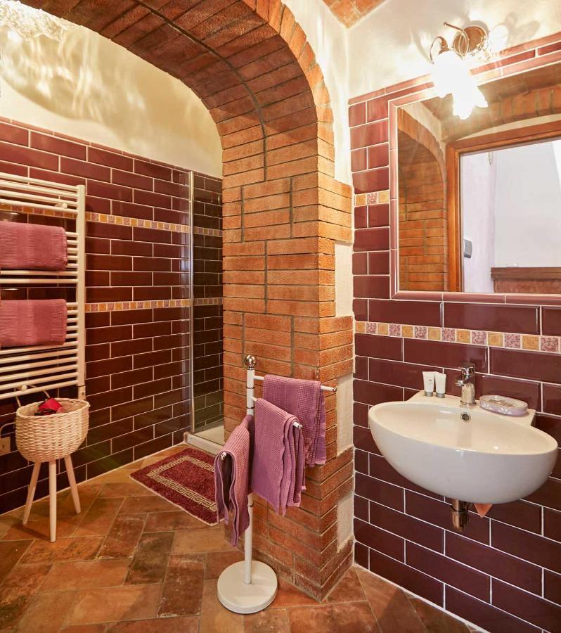 Agriturismo Montecrespini ซาตูร์เนีย ภายนอก รูปภาพ